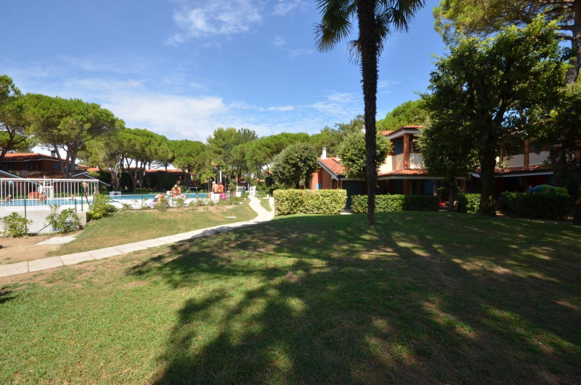 ביביונה Villaggio Euro Residence Club מראה חיצוני תמונה
